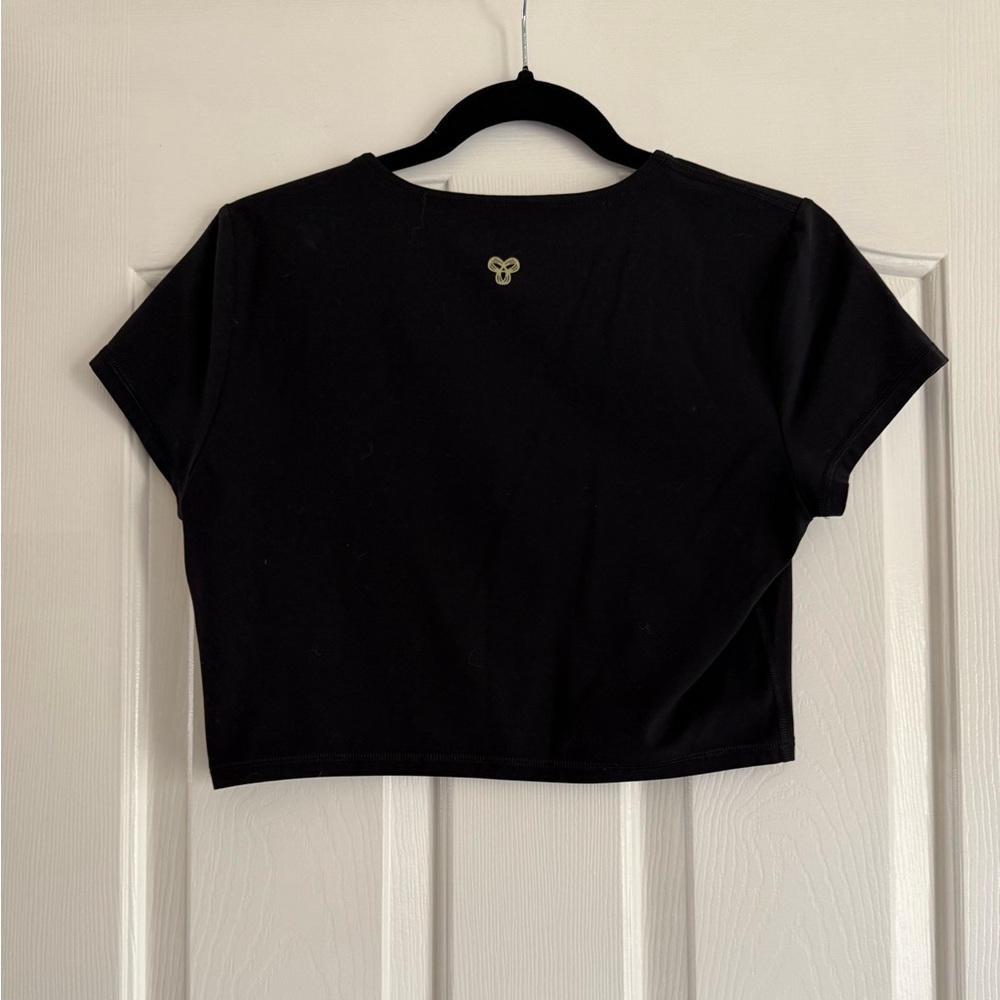 BUTTER Essential Cropped T-Shirt SIZE LARGE